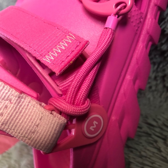 New with tags Limited Edition Post Malone Crocs - Picture 9 of 13